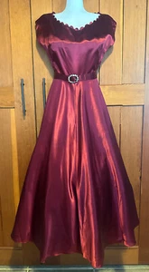 STUNNING VINTAGE 1940s SATIN COCKTAIL DRESS w RHINESTONE BUCKLE - Picture 1 of 5