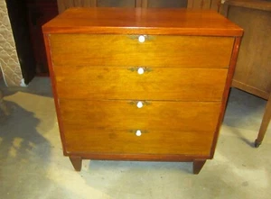 VTG AMERICAN OF MARTINSVILLE CHEST OF DRAWERS CERAMIC KNOBS - Picture 1 of 10