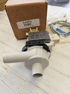 KIT DE BOMBA ELÉCTRICA NUEVO OEM GENUINO Speed Queen #648P3, 35848 - Imagen 1 de 3