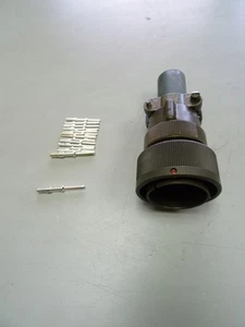 ITT CANNON Round Connector CA310SE28-2PWP-F80 - Picture 1 of 8