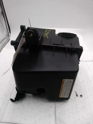 Conjunto de filtro de aire usado se adapta a: Hyundai Sonata 2007 2,4 grado A Foto 1 de 4