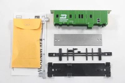 HO Athearn Burlington Northern 36ft Bay Window Caboose #11713 New Kit - Image 1 of 4