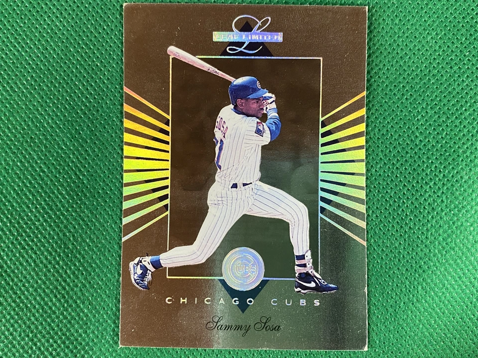 1994 Leaf Limited #92 Sammy Sosa Chicago Cubs - Image 1 of 1