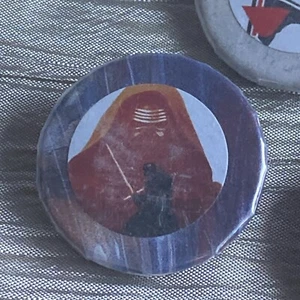 Pin back Button OOAK Star Wars, 1-1/4”, 5 Button Assortment, Lot # 3 - Picture 1 of 8