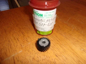 #383273 Feed Dog Antriebswelle Singer 1030 1036 1425 1482 1485 1486 1488 1490 1492 - Bild 1 von 2