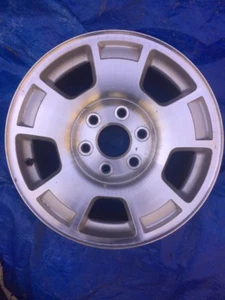 17" CHEVY SILVERADO SUBURBAN 1500 TAHOE 2007-14 OEM Factory Alloy Wheel Rim - Picture 1 of 9