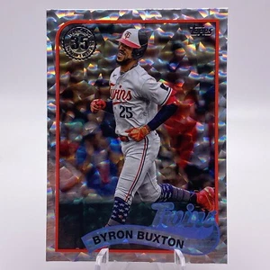 2024 Topps Serie 1 #89B-63 Byron Buxton 1989 Silberfolie Zwillinge - Bild 1 von 2