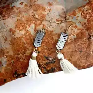 Bohemian Stone Chevron Geometric Rustic Natural White Tassel Earrings - Picture 1 of 3