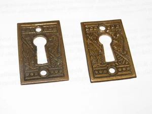 Par de cubiertas de cerradura antiguas victorianas ornamentadas de bronce, 1 3/4 pulgadas - Imagen 1 de 5