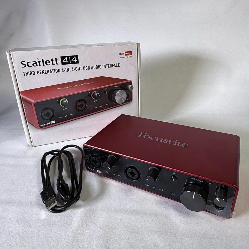 Focusrite Scarlett 4i4 (3.ª generación) Interfaz de audio USB 4-i-4 MK3 Studio U264367 Foto 1 de 4