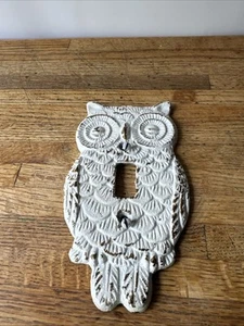 Cubierta de placa de interruptor de búho pintado de hierro fundido granja envejecida 6 pulgadas con tornillos - Imagen 1 de 4