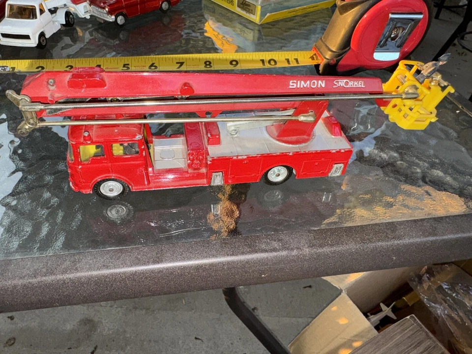 Corgi Major Toys 1127 Simon Snorkel Fire Engine original vintage diecast toy - Image 1 of 4