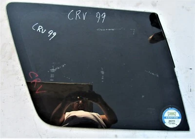 Honda CR-V Model 1999 rear left side glass used - Image 1 of 4