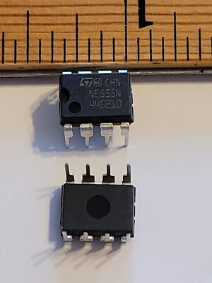 Temporizador bipolar único STMicroelectronics NE555N (10 piezas) 0,5 MHz DIP8 Foto 1 de 2
