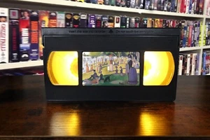 Georges Seurat, A Sunday Afternoon on the Island of La Grande Jatte Artwork Lamp - Picture 1 of 2