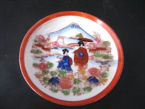 Vintage Japanese hand painted miniature porcelain decorative plate / saucer - Picture 1 of 4