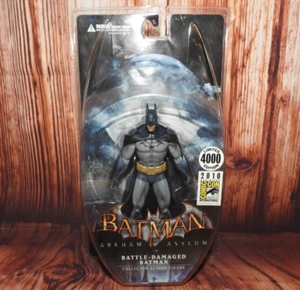 Figura de acción de Batman Arkham Asylum Battle dañada 2010 SDCC exclusiva LE 4000 - Imagen 1 de 22