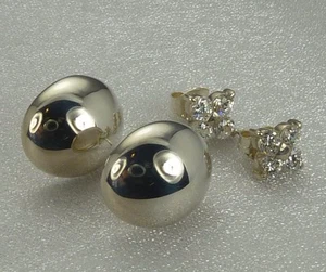 Lot of Two Pair Sterling Earrings one w/CZs, one without stones, Konder #776 - Picture 1 of 4
