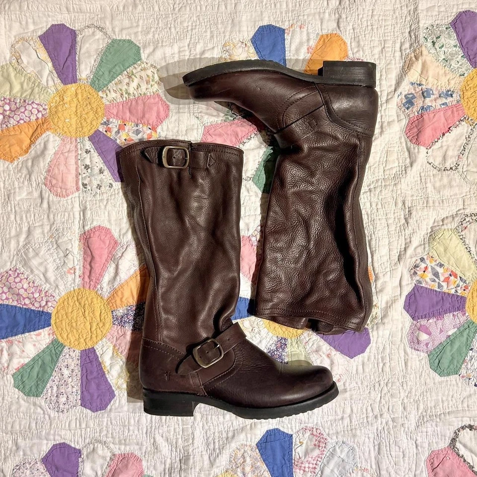 Botas Frye Motocicleta Estilo Verónica Talla 8.5 Mujer’s Cuero Marrón Hebilla  Foto 1 de 4