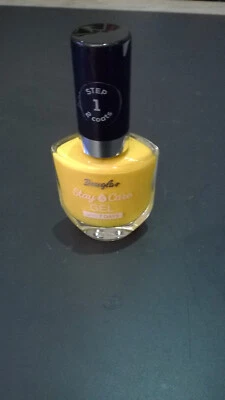 Douglas Nagellack Stay & Care gel in Gelb - Bild 1 von 2