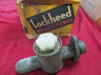 Hillman, Humber, Singer, Sunbeam clutch master cylinder NOS Lockheed L4223-917 - Image 1 of 4