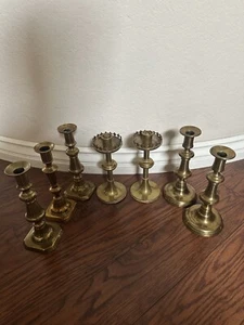 Juego de 7 Candelabros Vintage Decoración Antigua Corona Superior Estilo Iglesia - Imagen 1 de 7
