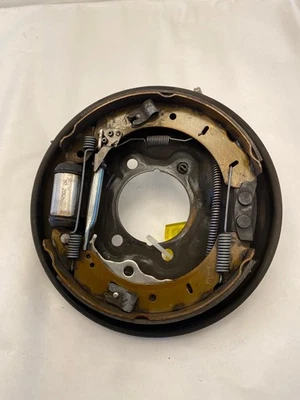 Ford Focus 2014 placa de respaldo de freno trasero con kit de zapatas lado derecho del pasajero derecho derecho derecho derecho derecho Foto 1 de 4