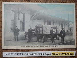 c 1920 LOUISVILLE & NASHVILLE RR Depot, NEW HAVEN, Ky. Tarjeta postal litografía carrito de alcohol - Imagen 1 de 2