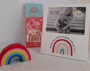 Mama Geschenk 3 Artikel Regenbogen Design Bilderrahmen Squashy Stress/Luft frisch Muttertag - Bild 1 von 9