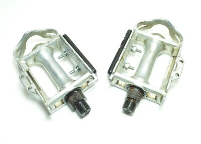 SAKAE SR SP-152 ALEACIÓN FORJADA BICICLETA DE TURISMO DE CARRETERA PEDALES DE PLUMA 9/16 x 20 TPI Foto 1 de 4