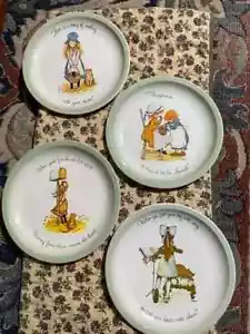 Holly Hobbie Collectors Edition 10" plates - Picture 1 of 3