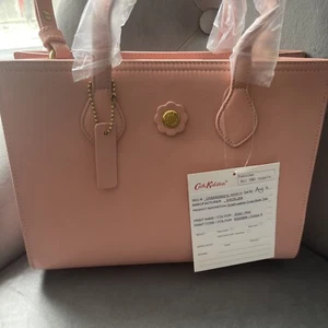 Brandneu mit Etikett Cath Kidston kleine rosa Leder-Umhängetasche uvp £175 - Bild 1 von 12