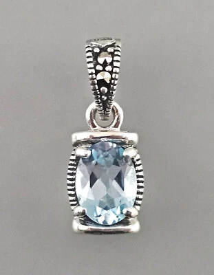 9923559 Pendente In Argento 925 Con Topazio Blu E Marcassite 0,7x2cm Vintage - Immagine 1 di 3