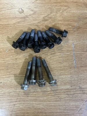 Harley Davidson Electra Glide Ultra Limited 2015 caja basculante pernos de cubierta de válvula Foto 1 de 4