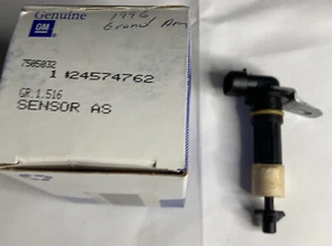 (1) Genuine GM 24574762 Sensor - Picture 1 of 5