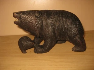 ANTIQUE BLACK FOREST WOODEN WOOD CARVED BEAR WITH CUB GLASS EYES 1900s - Picture 1 of 7