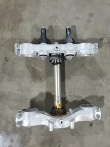 1986 Kawasaki KX250 Tripple Tree Clamp - Picture 1 of 3