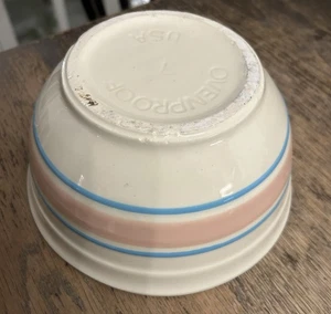 Vintage McCoy Ovenproof 7" Mixing Bowl Pink & Blue Band USA Made - Picture 1 of 4