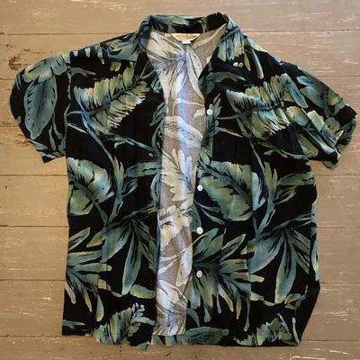Hawaiano vintage con botones talla pequeña Foto 1 de 3