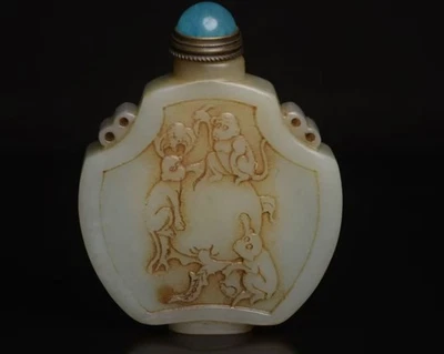 Estatua certificada de botellas de tabaco talladas a mano de jade hetiano natural de la dinastía Qing Foto 1 de 4