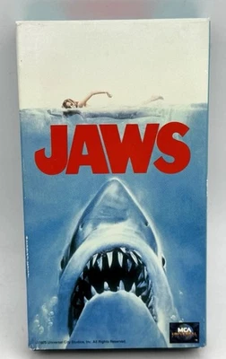 Jaws (VHS, 1991 Re-Release) MCA Universal Home Video VERY GOOD - Image 1 of 4