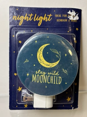 Stay Wild Moon Child 2021 enchufable luna niños dormitorio baño luz nocturna Foto 1 de 4