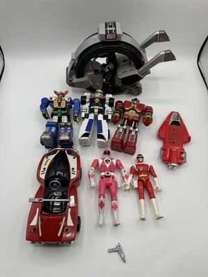 Lote de 8 figuras de acción y vehículos Mighty Morphin Power Rangers Foto 1 de 4