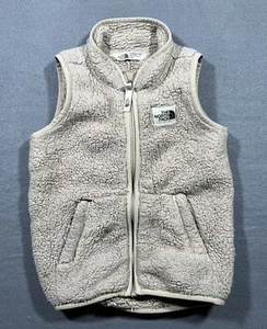 The North Face Sherpa Vest Kids  4T Tan Gorp Hike Camp Outside Warm - Picture 1 of 7