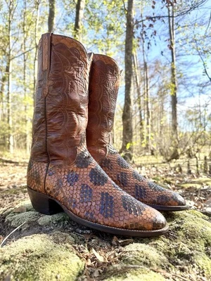 LUCCHESE SAN ANTONIO ANACONDA SNAKE SKIN BOOTS SIZE 10 D - Image 1 of 4