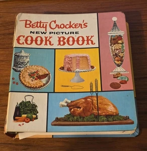 "Betty Crocker's New Picture Cook Book" 1961 - Picture 1 of 5