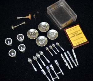 Vintage Shackman Collector's Miniature Dinner Service Doll House 26 pieces - Picture 1 of 8