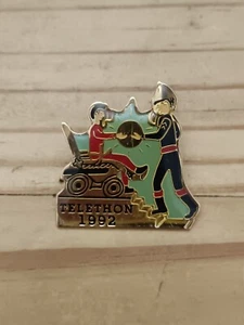 Pin's Pins Pin Emaille 34 Verbände Medizinische Forschung "Telethon 1992" - Bild 1 von 2