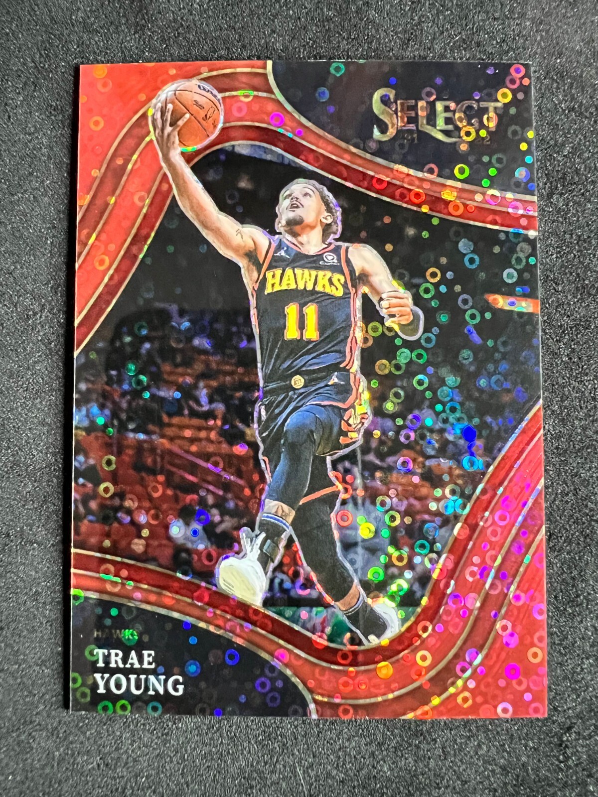 2021-22 Panini Select Trae Young Courtside Level Red Disco /49 Hawks #215