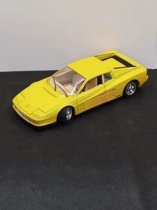 Burago 1/18 Scale diecast - 3004 Ferrari Testarossa 1984 yellow Made In Italy.  - Picture 1 of 17